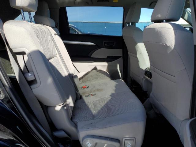 Photo 11 from auction – 2019 TOYOTA HIGHLANDER with VIN 5TDBZRFH1KS742973