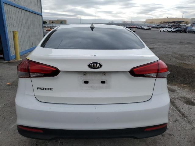 Photo 6 from auction – 2017 KIA FORTE LX with VIN 3KPFK4A7XHE091983