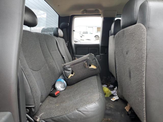 Photo 10 from auction – 2006 CHEVROLET SILVERADO with VIN 1GCEC19T06Z116674