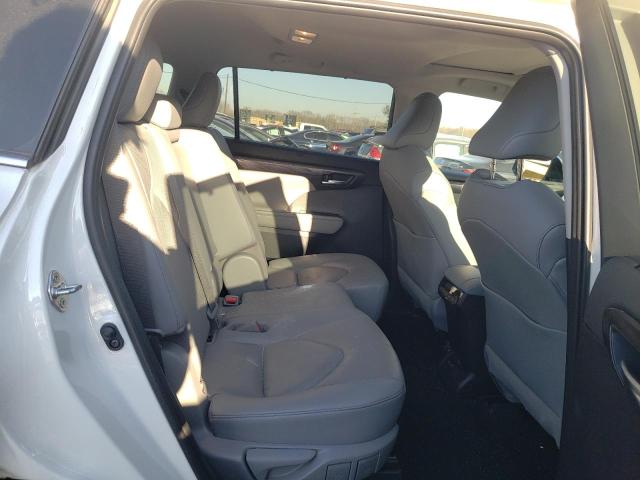 Photo 11 from auction – 2020 TOYOTA HIGHLANDER with VIN 5TDDZRBHXLS050307