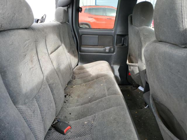 Photo 10 from auction – 2004 CHEVROLET SILVERADO2 with VIN 2GCEC19T641214632