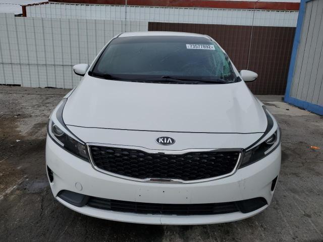 Photo 5 from auction – 2017 KIA FORTE LX with VIN 3KPFK4A7XHE091983