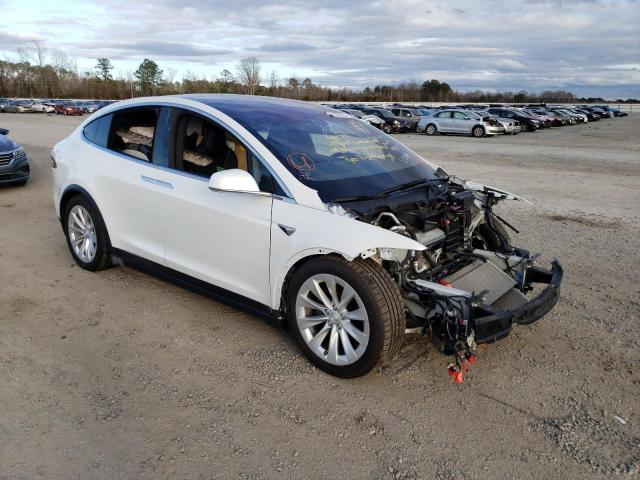 Photo 4 from auction – 2019 TESLA MODEL X with VIN 5YJXCAE23KF161386