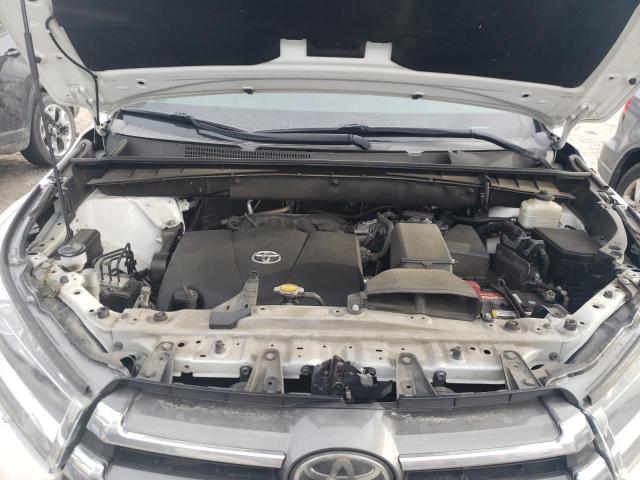 Photo 12 from auction – 2017 TOYOTA HIGHLANDER with VIN 5TDYZRFH6HS192172