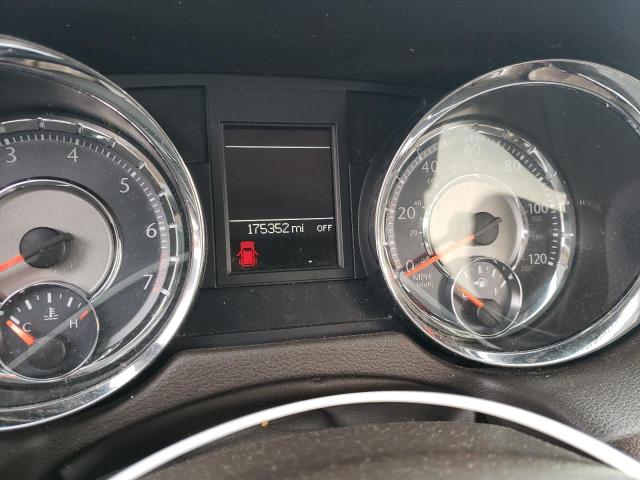 Photo 9 from auction – 2014 CHRYSLER TOWN & COU with VIN 2C4RC1BG0ER395339