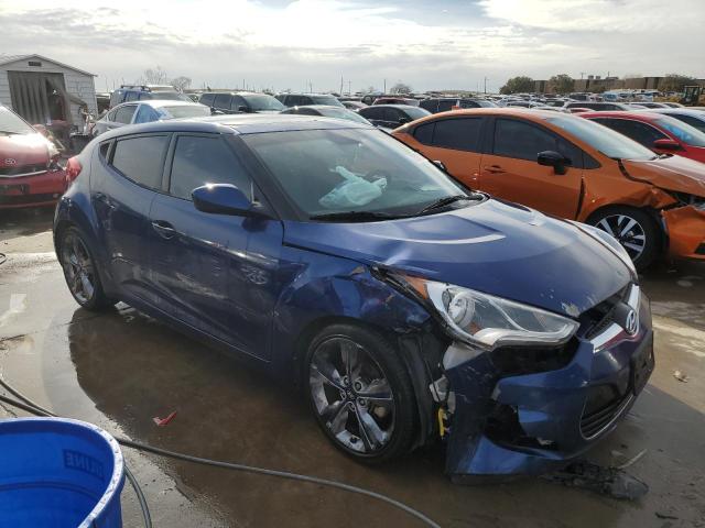 Foto 4 de la subasta – 2016 HYUNDAI VELOSTER con VIN KMHTC6AD4GU258688
