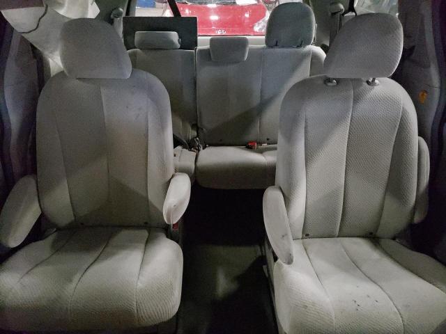 Photo 10 from auction – 2011 TOYOTA SIENNA LE with VIN 5TDJK3DC3BS004502