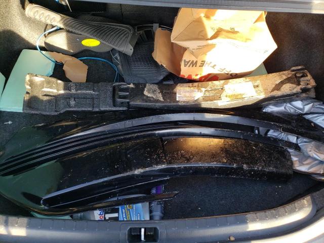 Photo 12 from auction – 2017 TOYOTA COROLLA L with VIN 5YFBURHEXHP688379