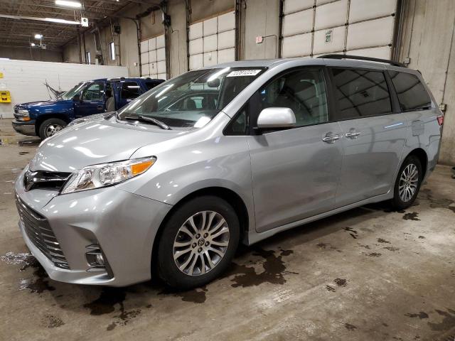 TOYOTA SIENNA XLE 2020 with VIN 5TDYZ3DC2LS064640 - Photo from auction