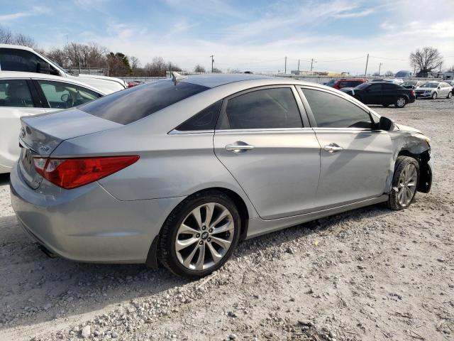 Photo 3 from auction – 2011 HYUNDAI SONATA SE with VIN 5NPEC4ABXBH257726