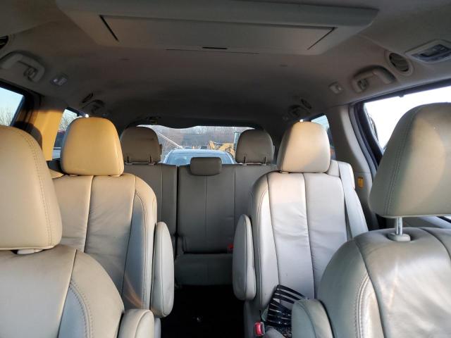 Photo 10 from auction – 2012 TOYOTA SIENNA XLE with VIN 5TDDK3DC0CS042980