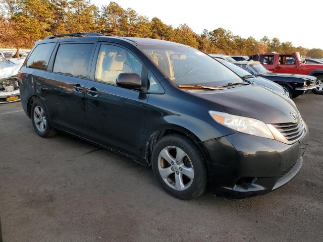 Photo 4 from auction – 2015 TOYOTA SIENNA LE with VIN 5TDKK3DC7FS533218