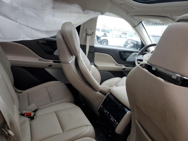 Photo 11 from auction – 2022 LINCOLN AVIATOR RE with VIN 5LM5J7XC2NGL02571