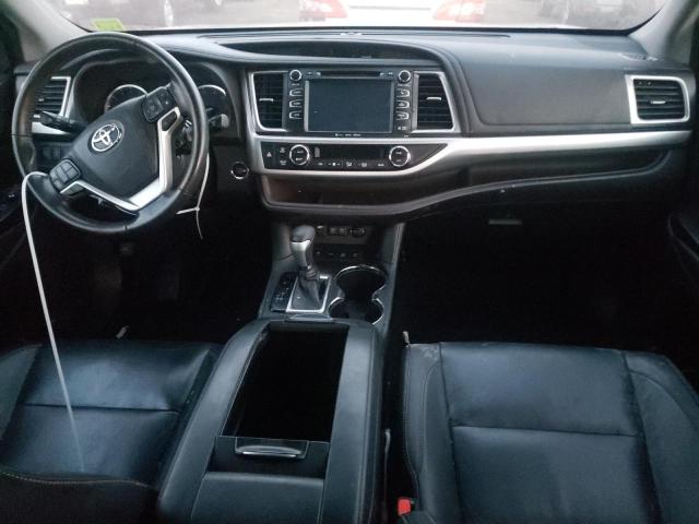 Photo 8 from auction – 2018 TOYOTA HIGHLANDER with VIN 5TDJZRFH1JS543870