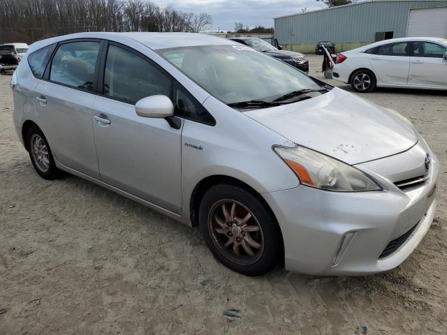 Photo 4 from auction – 2013 TOYOTA PRIUS V with VIN JTDZN3EU8D3284522