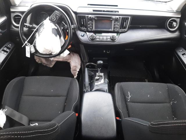 Photo 8 from auction – 2017 TOYOTA RAV4 XLE with VIN JTMRFREV0HJ166023