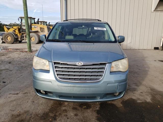 Photo 5 from auction – 2010 CHRYSLER TOWN & COU with VIN 2A4RR8DX5AR339096