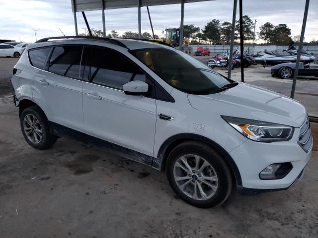 Photo 4 from auction – 2017 FORD ESCAPE SE with VIN 1FMCU0GD2HUE65552