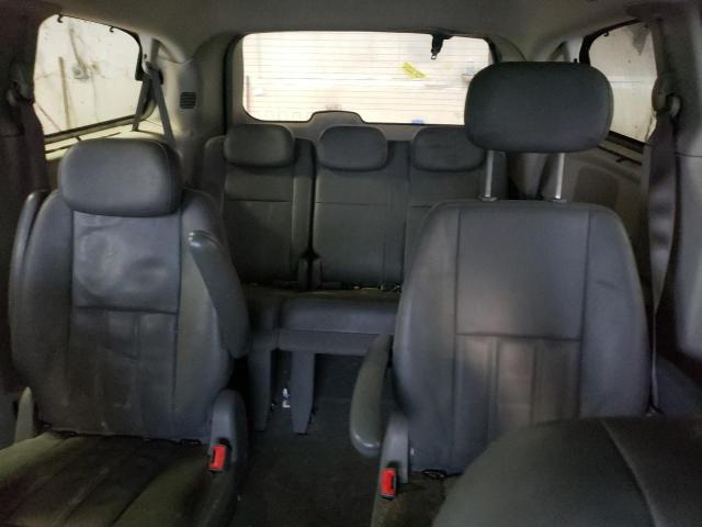 Photo 10 from auction – 2010 CHRYSLER TOWN & COU with VIN 2A4RR5D1XAR217845