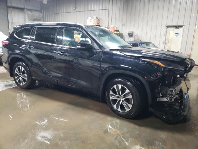 Photo 4 from auction – 2021 TOYOTA HIGHLANDER with VIN 5TDGZRBH6MS559731