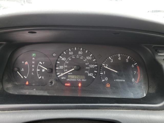 Photo 9 from auction – 2000 TOYOTA CAMRY CE with VIN JT2BG22K5Y0495041
