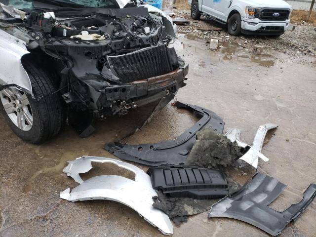 Photo 13 from auction – 2010 CHEVROLET TRAVERSE L with VIN 1GNLRFED0AS104275
