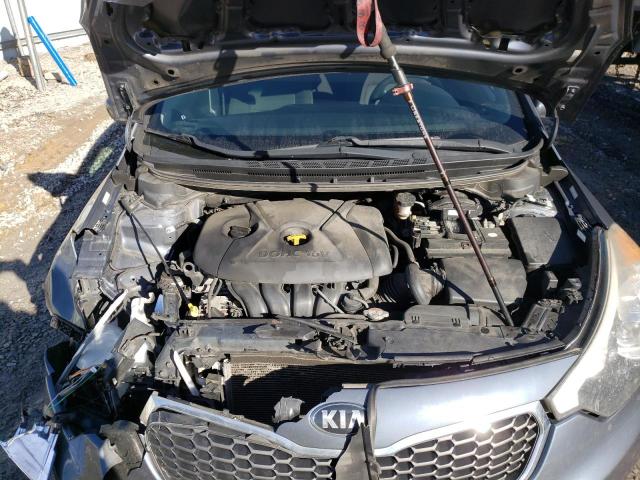 Photo 11 from auction – 2016 KIA FORTE LX with VIN KNAFK4A67G5610549