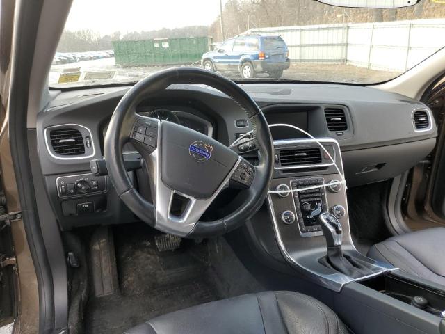 Photo 8 from auction – 2015 VOLVO V60 CROSS with VIN YV4612HK0F1000167