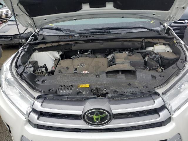 Photo 11 from auction – 2018 TOYOTA HIGHLANDER with VIN 5TDJZRFH7JS894170