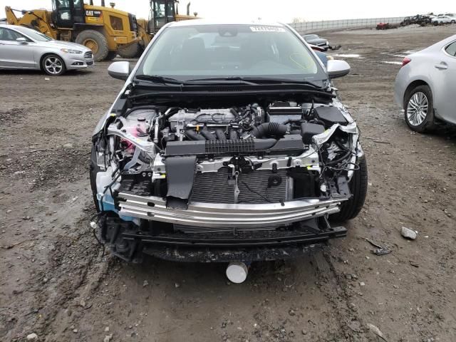 Photo 5 from auction – 2022 TOYOTA COROLLA LE with VIN 5YFEPMAE4NP371078