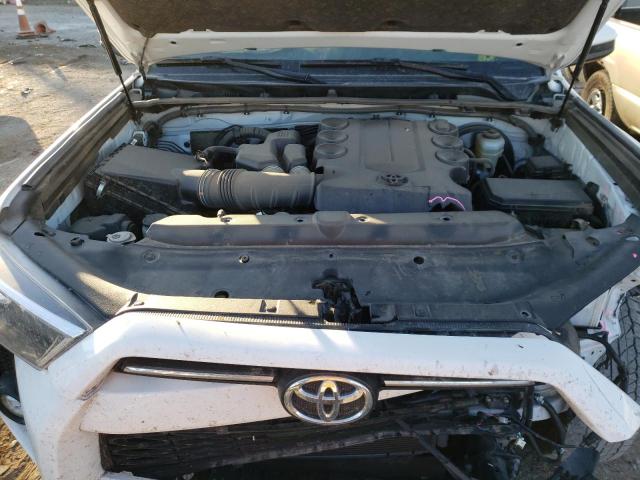 Photo 12 from auction – 2022 TOYOTA 4RUNNER SR with VIN JTEEU5JR1N5258845