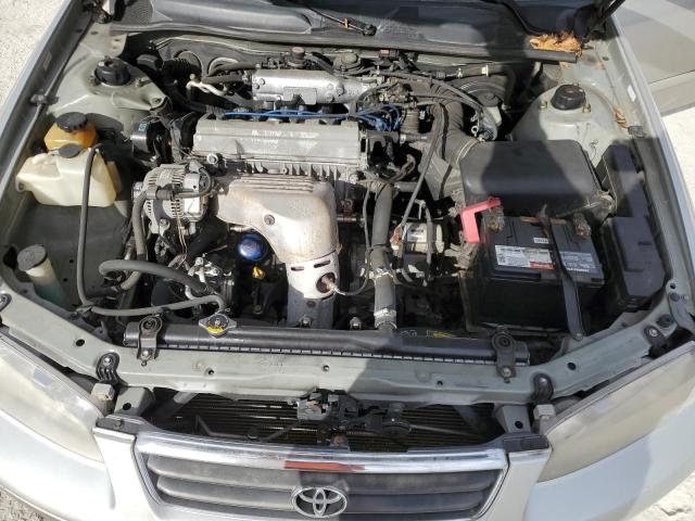 Photo 11 from auction – 2001 TOYOTA CAMRY CE with VIN 4T1BG22KX1U033981