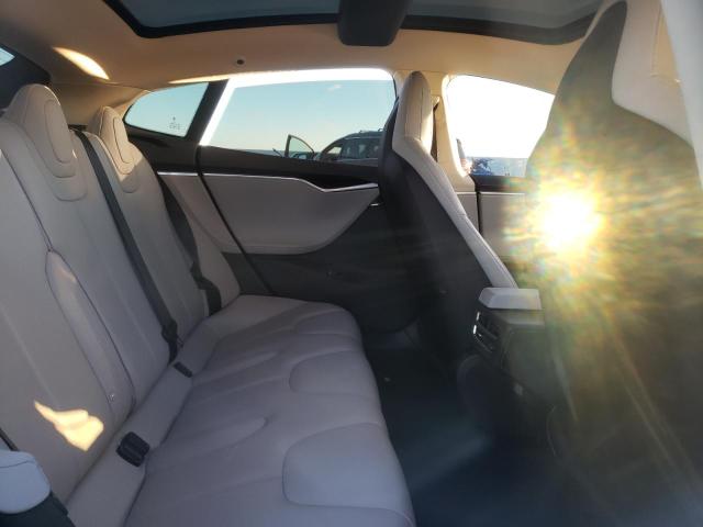 Photo 10 from auction – 2014 TESLA MODEL S with VIN 5YJSA1H17EFP50593