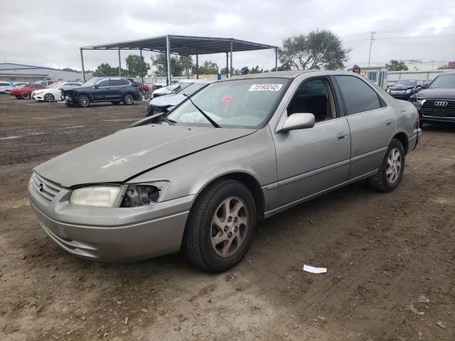 TOYOTA CAMRY LE 1999 with VIN JT2BF28K7X0183344 - Photo from auction