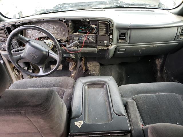Photo 8 from auction – 2002 CHEVROLET SILVERADO with VIN 1GCHC29U52E203662