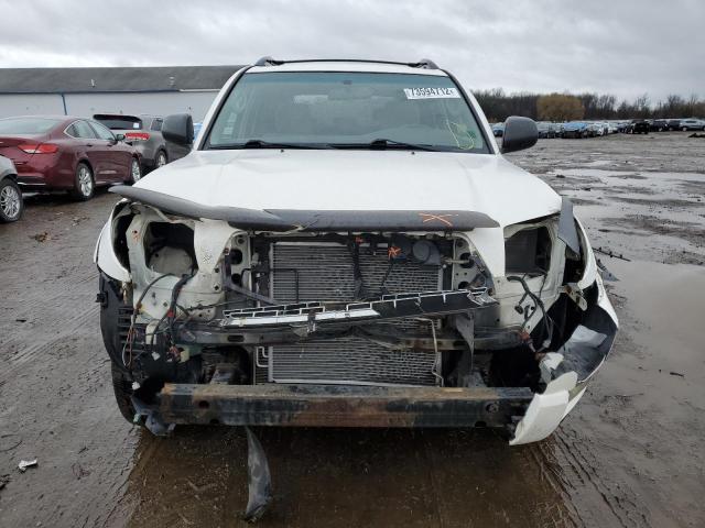 Photo 5 from auction – 2005 TOYOTA 4RUNNER SR with VIN JTEBU14RX50070121