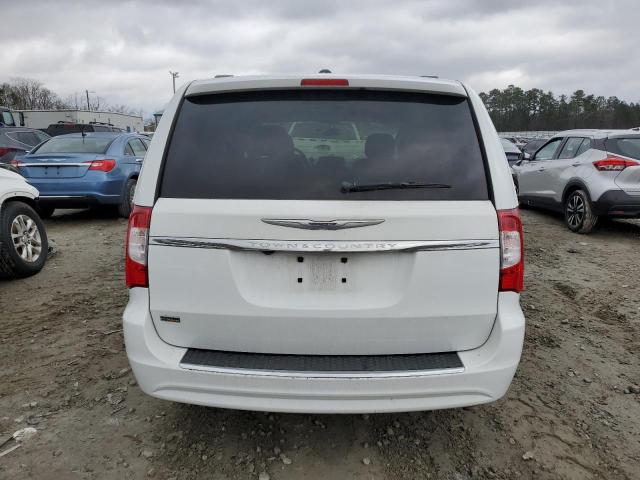 Photo 6 from auction – 2015 CHRYSLER TOWN & COU with VIN 2C4RC1BG5FR595733