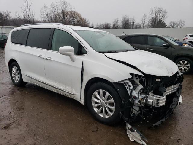 Zdjęcie 4 z aukcji – 2018 CHRYSLER PACIFICA T z VIN 2C4RC1BG5JR141426
