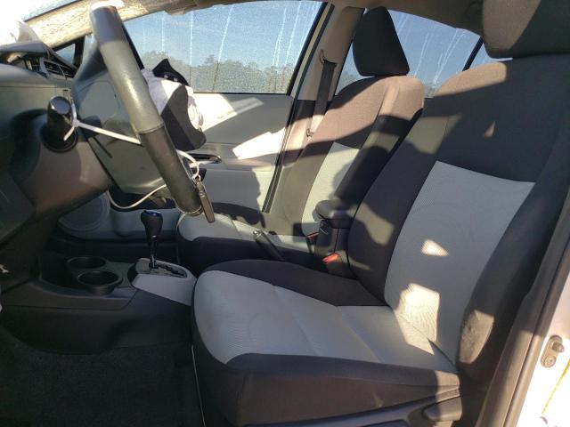 Photo 7 from auction – 2013 TOYOTA PRIUS C with VIN JTDKDTB35D1044064