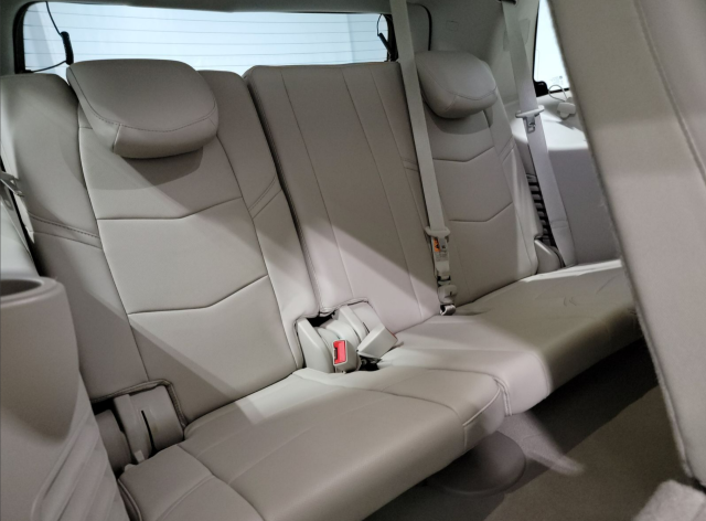 Photo 9 from auction – 2015 CADILLAC ESCALADE P with VIN 1GYS4CKJ6FR257179