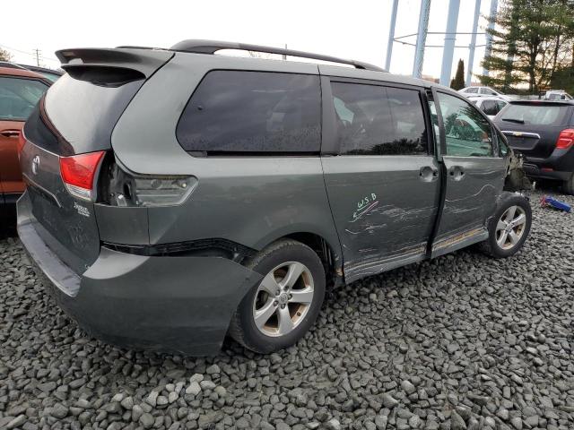 Photo 3 from auction – 2013 TOYOTA SIENNA LE with VIN 5TDKK3DC4DS370539