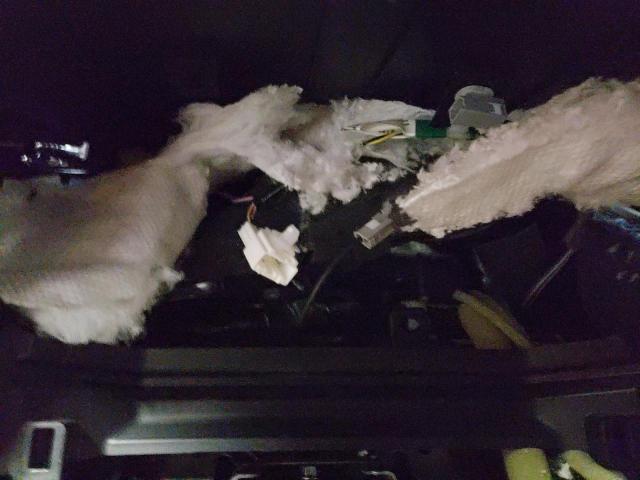Photo 9 from auction – 2015 TOYOTA RAV4 LIMIT with VIN 2T3DFREV8FW278769