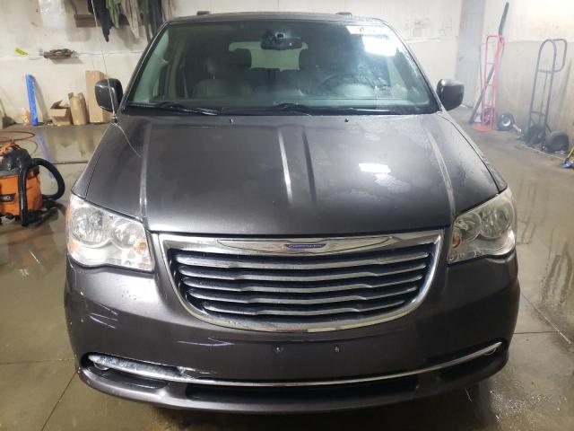 Photo 5 from auction – 2016 CHRYSLER TOWN & COU with VIN 2C4RC1BG0GR157557