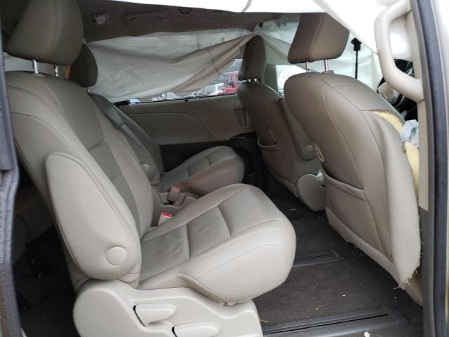 Photo 11 from auction – 2017 TOYOTA SIENNA with VIN 5TDDZ3DC0HS178433