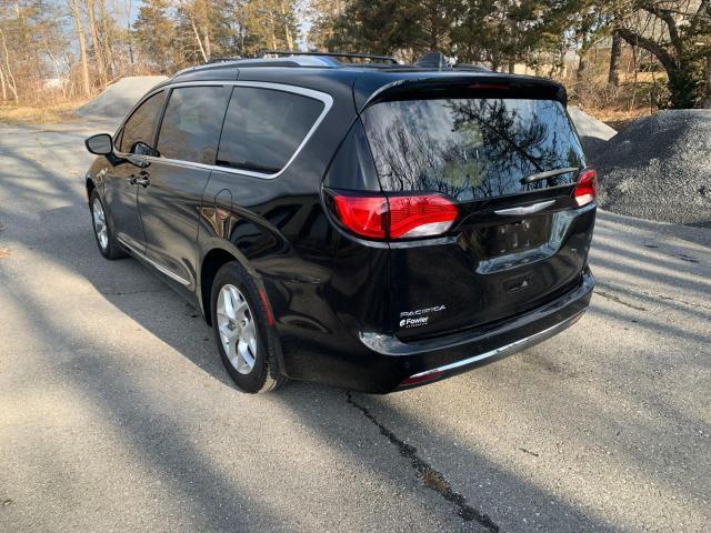 Photo 3 from auction – 2018 CHRYSLER PACIFICA T with VIN 2C4RC1EG2JR127642
