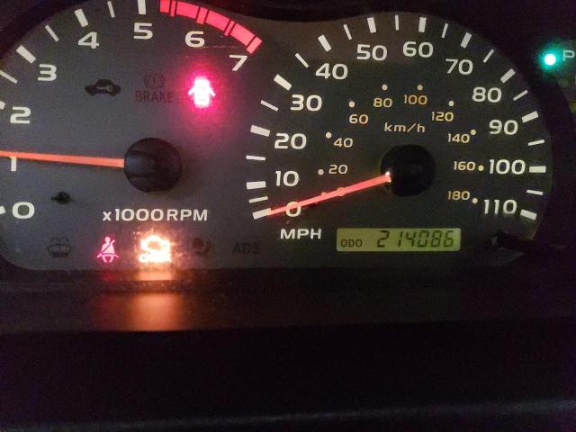 Photo 9 from auction – 2004 TOYOTA SEQUOIA with VIN 5TDBT48A14S230704