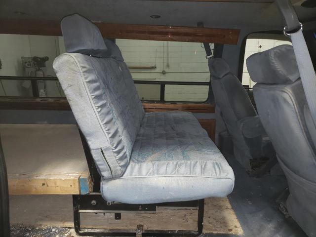 Photo 11 from auction – 1994 FORD E-150 VAN with VIN 1FDEE14H1RHB73176