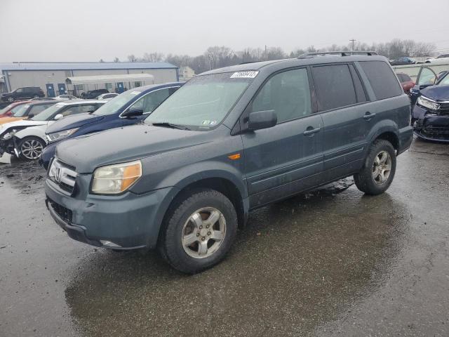 HONDA PILOT EX 2006 with VIN 2HKYF18466H553603 - Photo from auction
