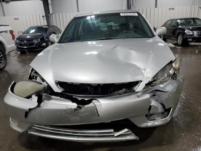 Photo 5 from auction – 2005 TOYOTA CAMRY LE with VIN 4T1BE30K35U051369