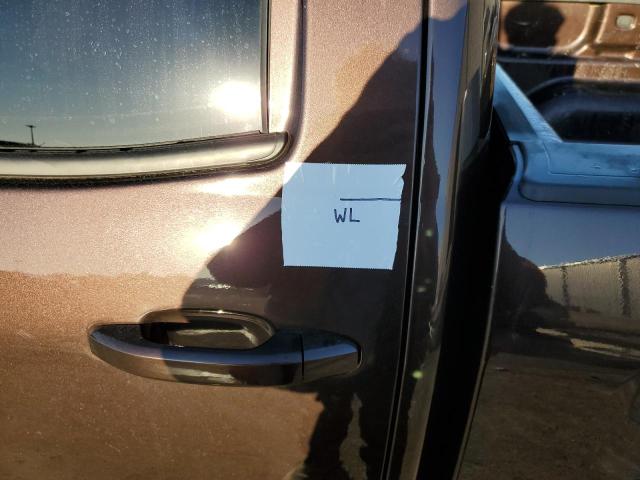 Photo 12 from auction – 2016 CHEVROLET SILVERADO with VIN 3GCUKREC0GG301229